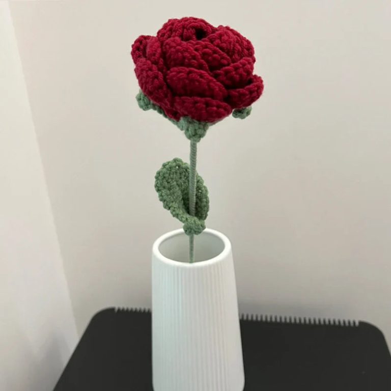 Éveillez Votre Intérieur avec le Bouquet de Roses Tricotées Luxe : L’Élégance Durable à Portée de Main