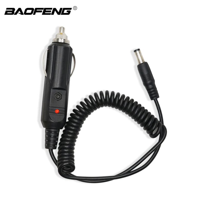 Optimisez Vos Communications en Déplacement : Le Chargeur de Voiture 12V Baofeng, Votre Allié Incontournable!