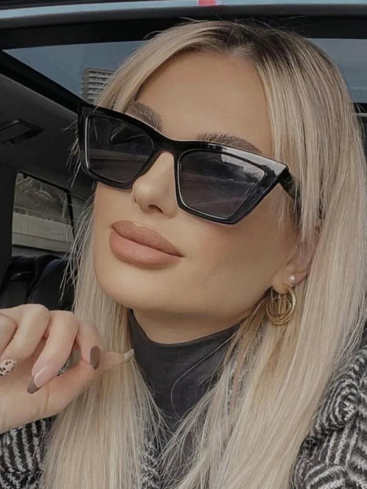 Voyagez dans le Temps avec Élégance : Découvrez le Charme des Lunettes de Soleil Vintage Cat Eye pour Femmes