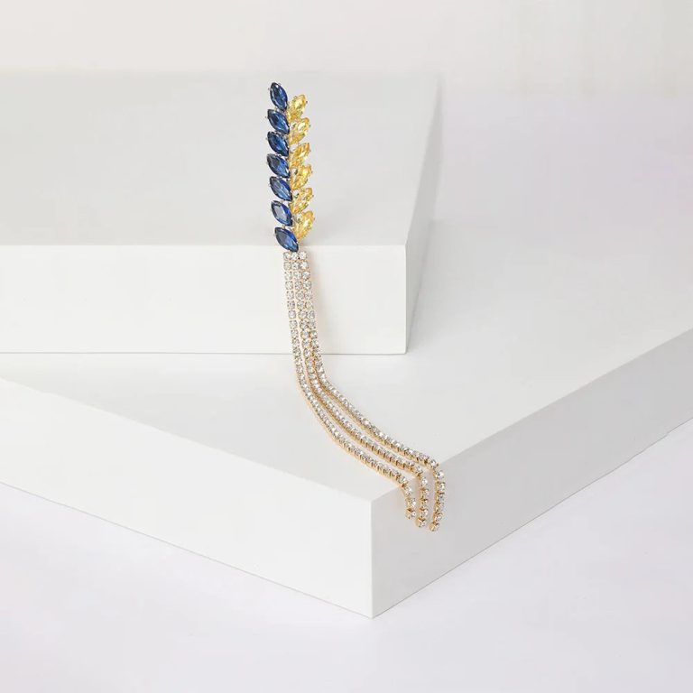 Éclat et Élégance : Découvrez le Charme Irremplaçable de la Broche Dmari