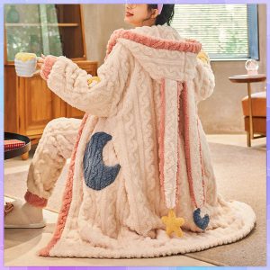 Un cocon de douceur hivernale : Découvrez le Pijama Femme Flanelle Hiver Capuche Kawaii!