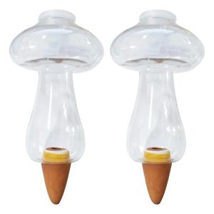 Révolutionnez l'Arrosage de Vos Plantes avec un Système Goutte-à-Goutte au Design Unique