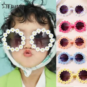 Lunettes de soleil d'été pour enfants : Allier protection et style papillon pour un été inoubliable