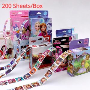 La Magie Disney à Portée de Main : Sublimez Vos Projets Créatifs avec Cette Boîte de Stickers Enchantée