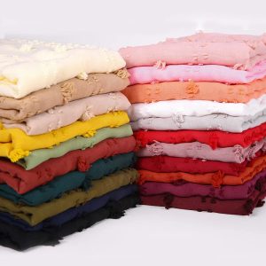 Élégance et Confort Réunis dans l’Écharpe Hijab Mousseline Chiffon Floqué 2021
