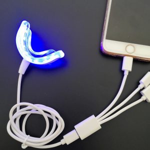 Retrouvez un Sourire Éclatant avec le Kit Blanchiment Dentaire LED 3 en 1
