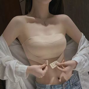 Soutien-Gorge Invisible Push-Up pour Mariage : L’Art du Confort et de l’Élégance