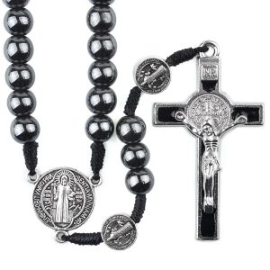 Embellissez votre véhicule avec la grâce et la protection du Rosaire Catholique et du Médaillon Saint Benoît