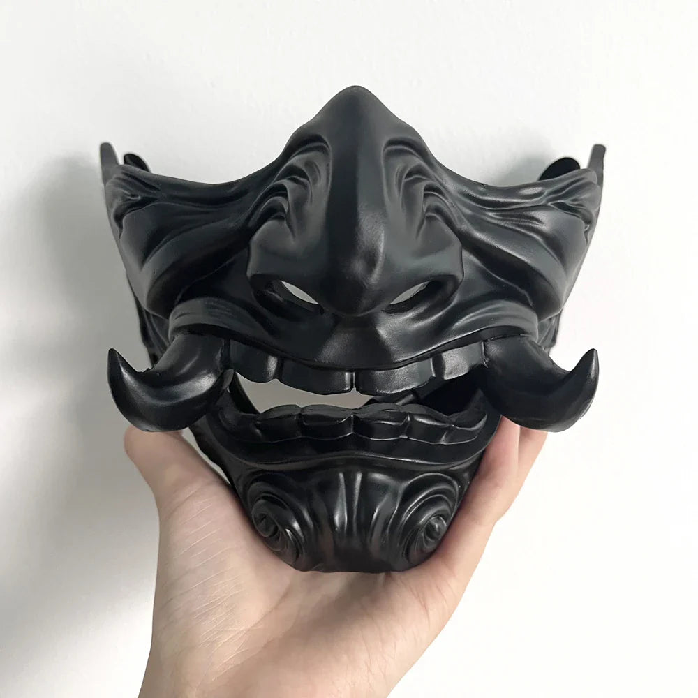 Réinventez Votre Look Halloween avec le Masque Cosplay Démon Prajna
