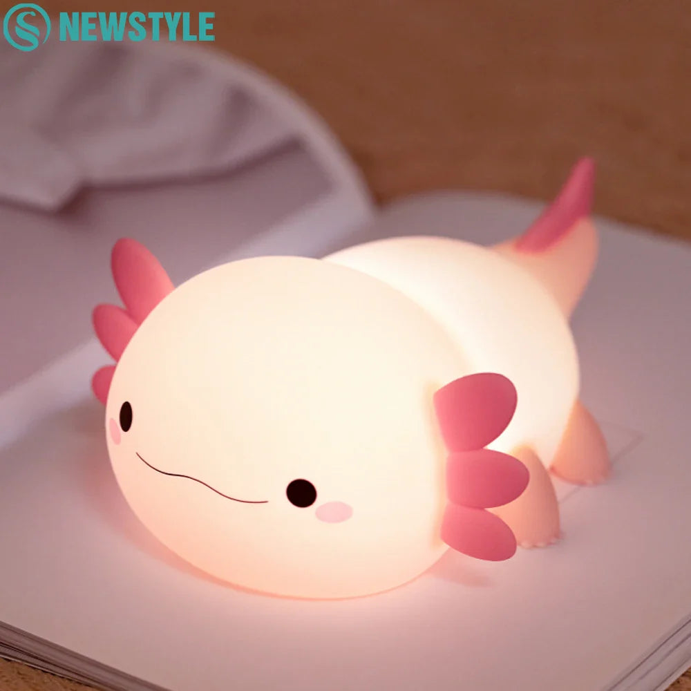 Illuminez Vos Nuits avec une Touche d'Originalité : La Lampe de Nuit Axolotl en Silicone Rechargeable USB