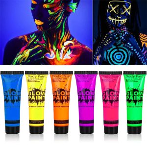 Illuminez vos soirées festives grâce à une touche phosphorescente unique