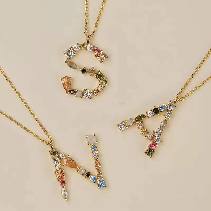 Sophistication Personnalisée : Sublimez Votre Style avec un Collier en Argent de Caractère