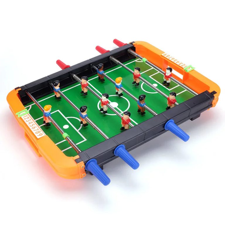Redécouvrez le jeu en famille avec le baby-foot de table portable