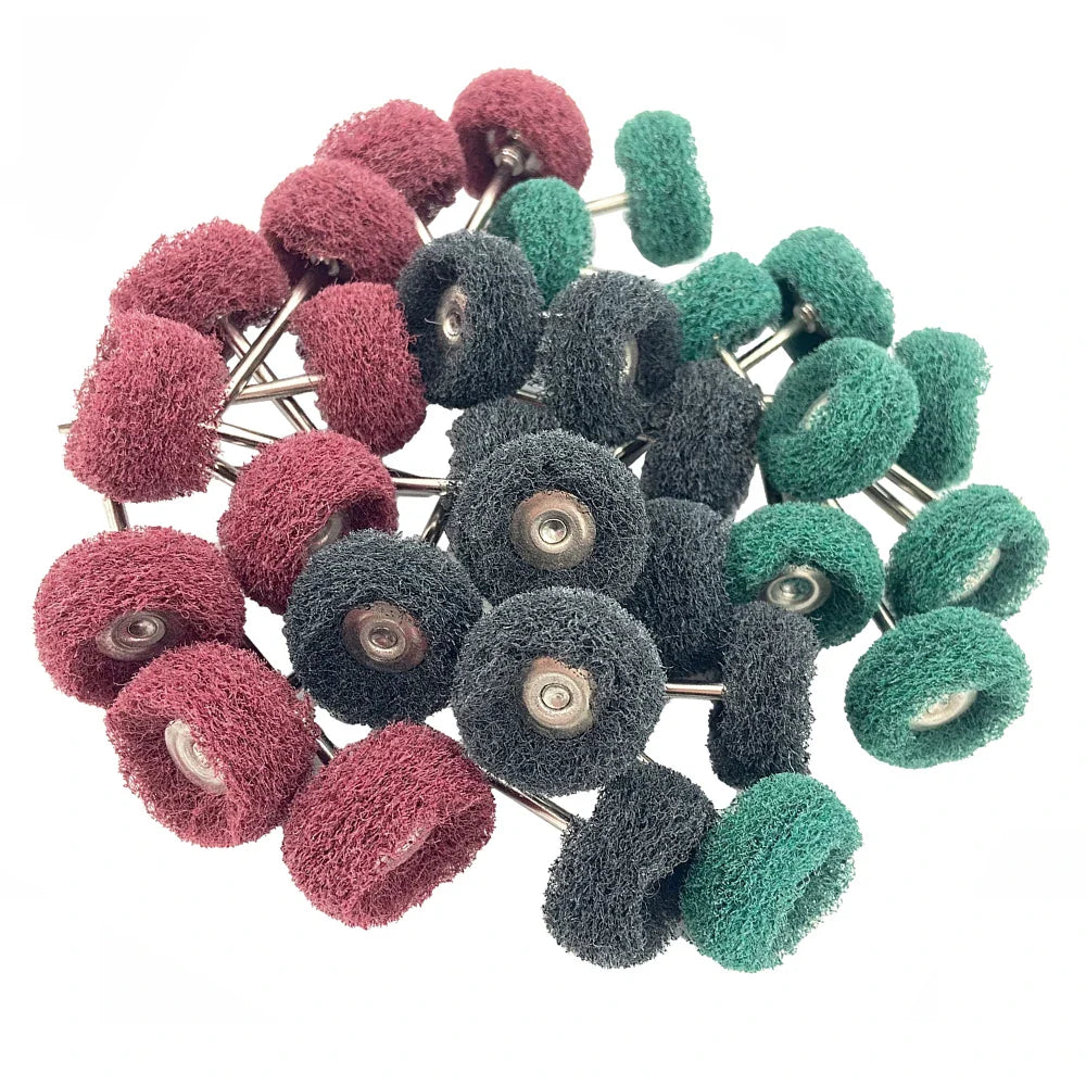 Raffinement et Performance dans le Monde Dentaire : Un Zoom sur le Lot de 10 Brosses de Polissage Dentaire RA en Coton/Laine